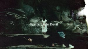 متن و ترجمه آهنگ Pretty Little Devil