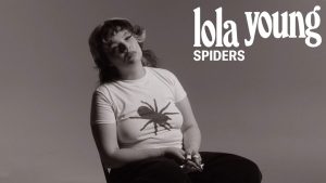 متن و ترجمه آهنگ SPIDERS