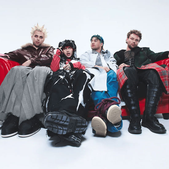 متن و ترجمه آهنگ Telephone Busy