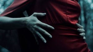 متن و ترجمه آهنگ Close Enough