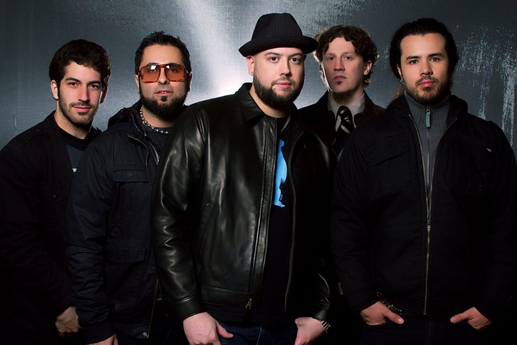 متن و ترجمه آهنگ Here Comes the Rain Again