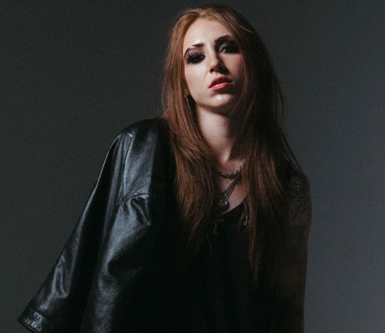 متن و ترجمه آهنگ FADE OUT