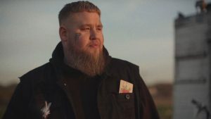 متن و ترجمه آهنگ Time to Love