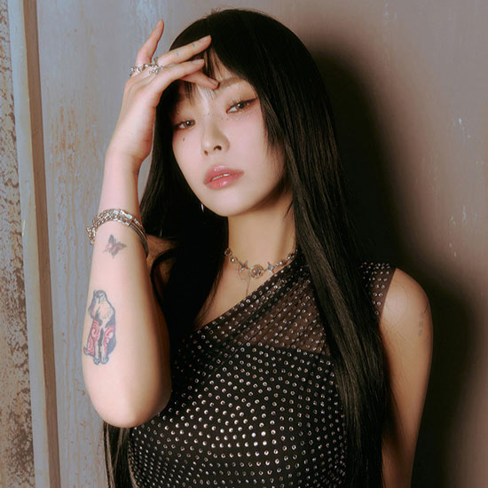 متن و ترجمه آهنگ Love Virus