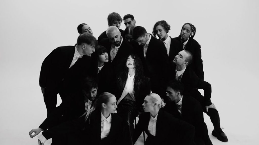 متن و ترجمه آهنگ 7 Dias