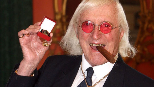 متن و ترجمه آهنگ Jimmy Savile از SKYND & SWARM مجله بدونیم 1