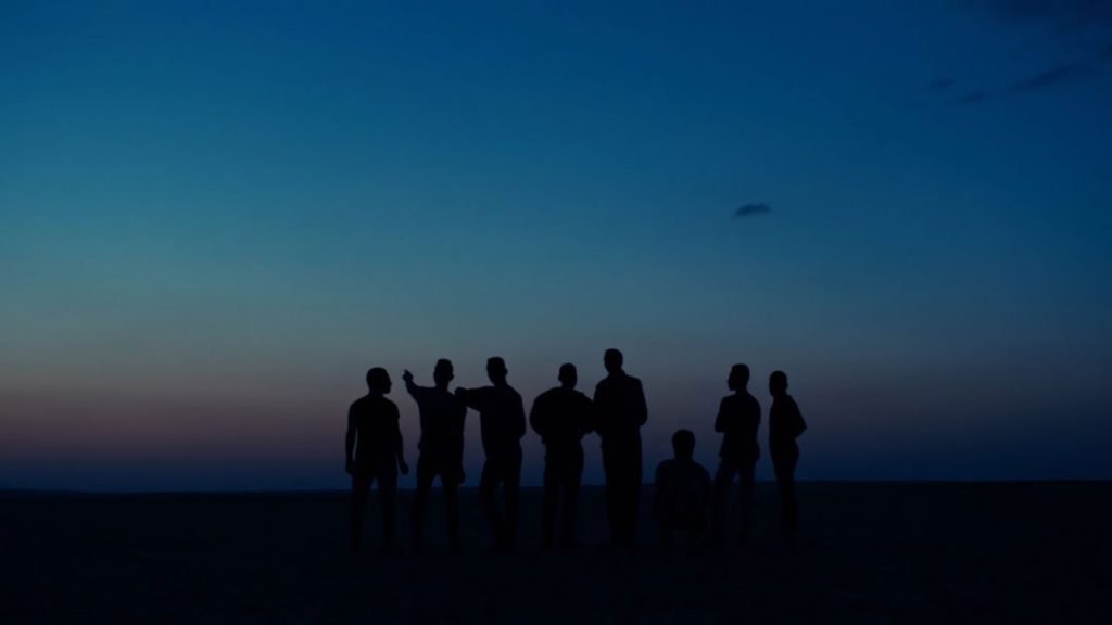 متن و ترجمه آهنگ Indigo Night